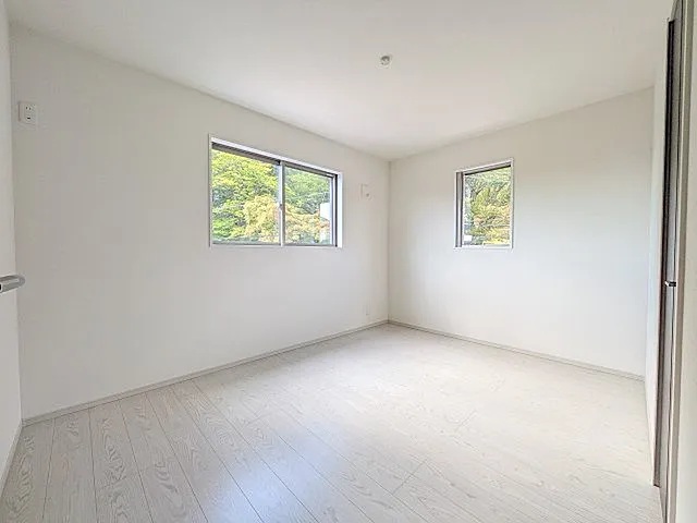 八王子市めじろ台1丁目の新築戸建ての洋室3の写真