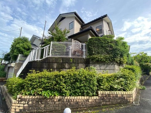 八王子市南大沢4丁目の中古戸建ての外観の写真