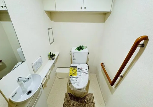 八王子市南大沢5丁目の中古マンションのトイレの写真