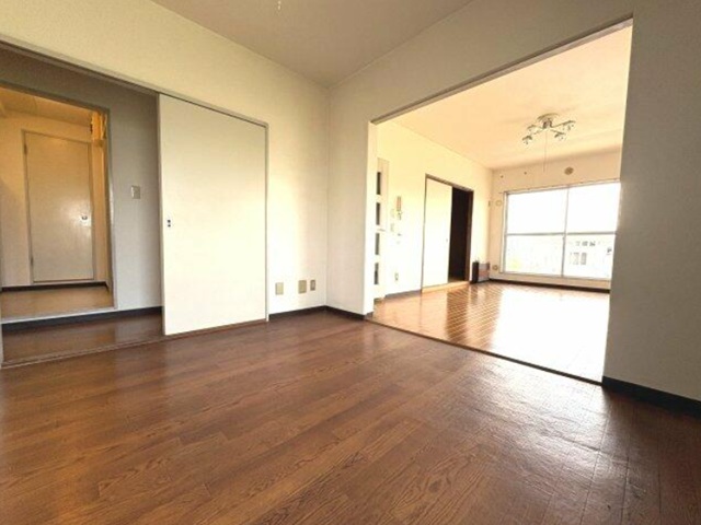 八王子市南大沢3丁目の中古マンション5階のダイニングの写真