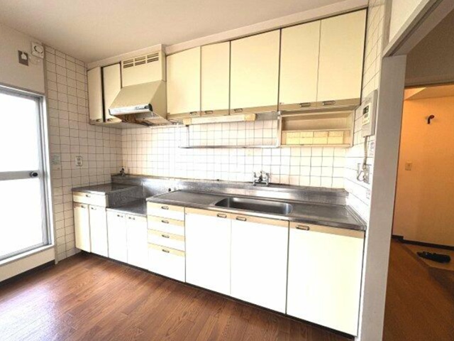 八王子市南大沢3丁目の中古マンション5階のキッチンの写真