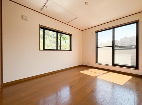 八王子市美山町の中古戸建ての妖怪ウォッチ の写真