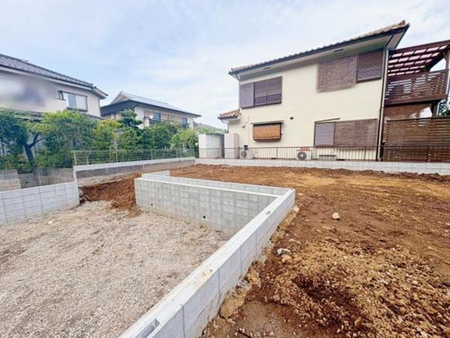 八王子市元八王子町1丁目の新築戸建ての外観2枚目の写真