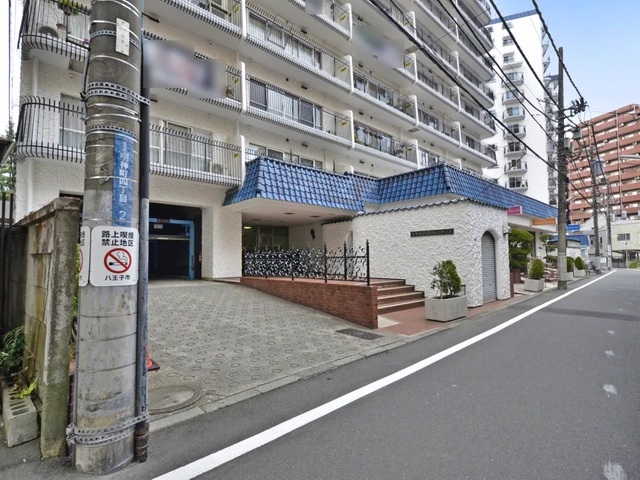 八王子市明神町4丁目の中古マンション9階の共用部分2枚目の写真