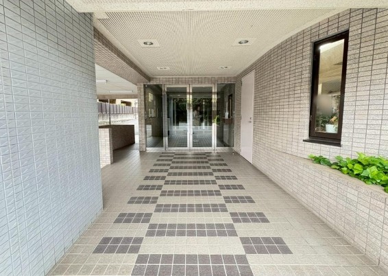 八王子市明神町3丁目の中古マンションの共用部分の写真