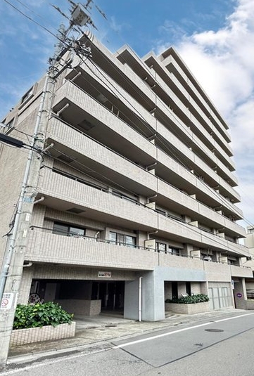 八王子市明神町3丁目の中古マンションの外観の写真