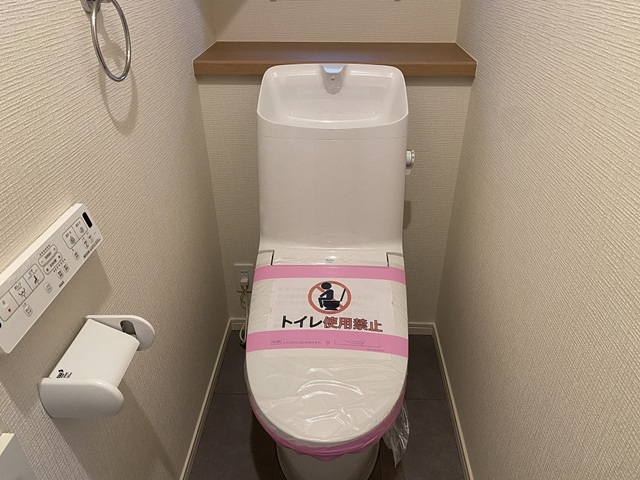 八王子市長沼町の新築戸建て2号棟のトイレの写真