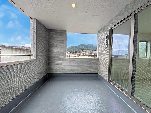 八王子市中野山王2丁目の新築戸建て1号棟のバルコニーの写真