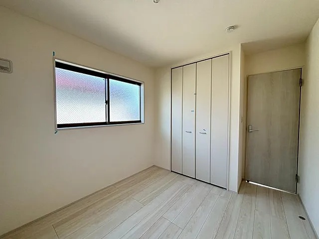 八王子市中野山王2丁目の新築戸建て2号棟の洋室3の写真