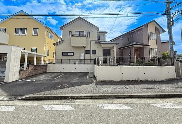 八王子市七国4丁目の中古戸建ての外観の写真