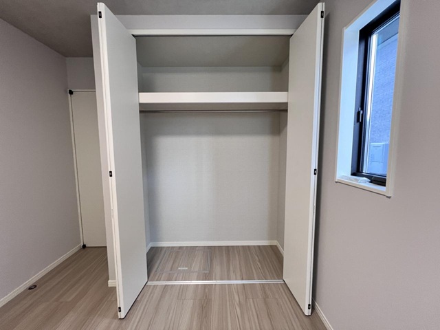 八王子市楢原町の新築戸建て5号棟の収納の写真