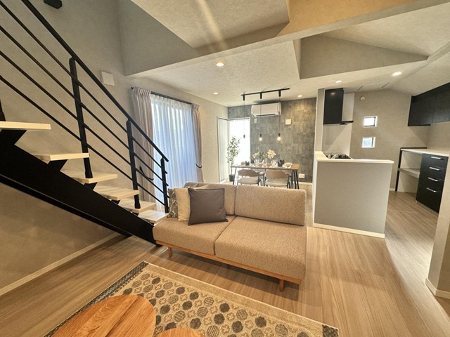 八王子市楢原町の新築戸建て5号棟のリビングの写真