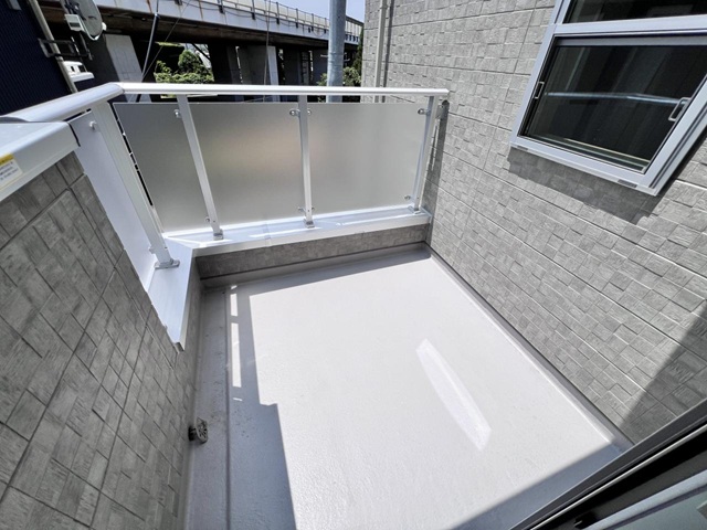 八王子市楢原町の新築戸建て6号棟のバルコニーの写真