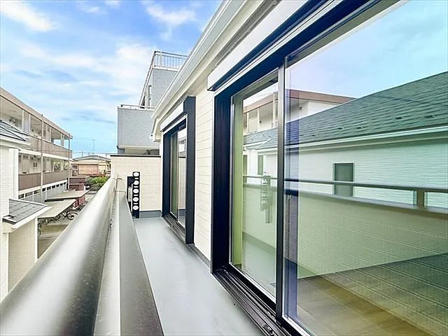 八王子市大和田町5丁目の新築戸建てA号棟のバルコニーの写真