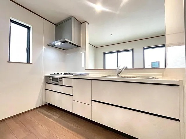 八王子市大和田町5丁目の新築戸建てA号棟のキッチンの写真