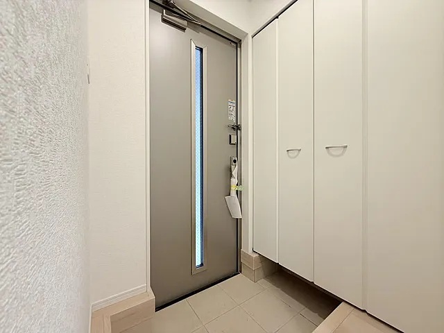 八王子市大和田町7丁目の新築戸建て1号棟の玄関の写真