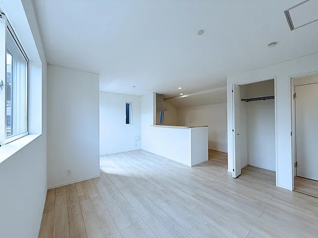 八王子市大和田町7丁目の新築戸建て1号棟のリビングの写真