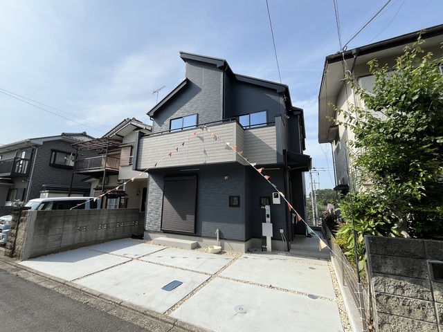 八王子市大和田町7丁目の新築戸建ての外観の写真