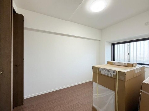 八王子市散田町5丁目の中古マンションの洋室1の写真
