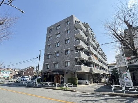 八王子市散田町5丁目の中古マンションの外観の写真
