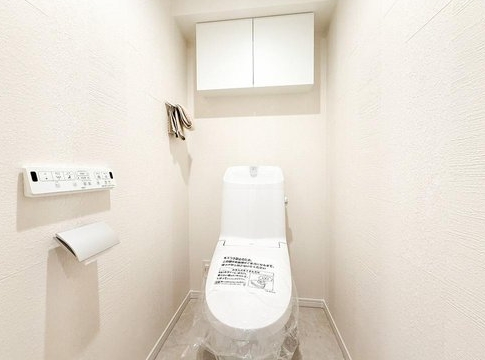 八王子市散田町5丁目の中古マンションのトイレの写真