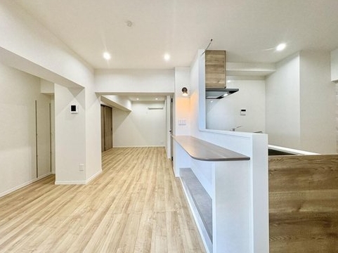 八王子市千人町3丁目の中古マンションのダイニングの写真