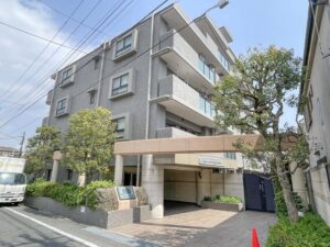 八王子市千人町の中古マンションの外観の写真