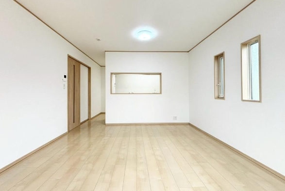 八王子市下柚木の中古戸建てのダイニングの写真