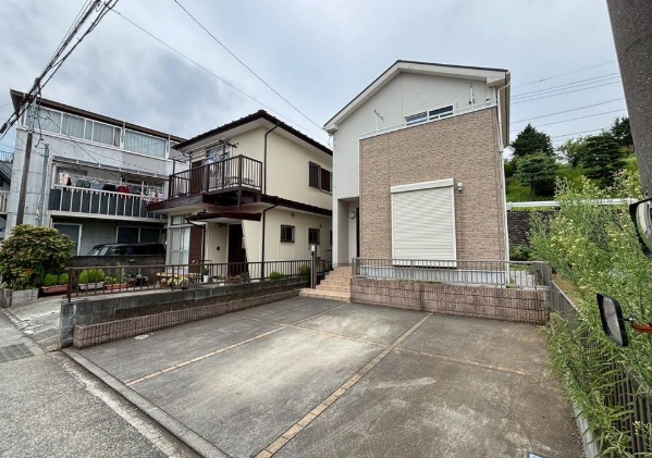 八王子市下柚木の中古戸建ての外観の写真