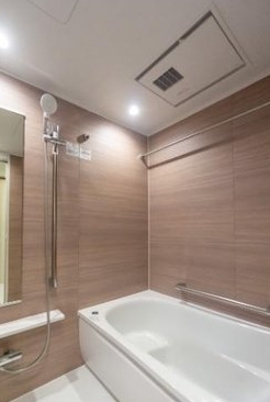 八王子市下柚木3丁目の中古マンションのバスルームの写真