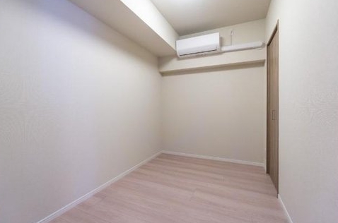八王子市下柚木3丁目の中古マンションの洋室2の写真