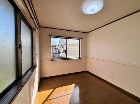 八王子市城山手2丁目の中古戸建ての洋室3の写真