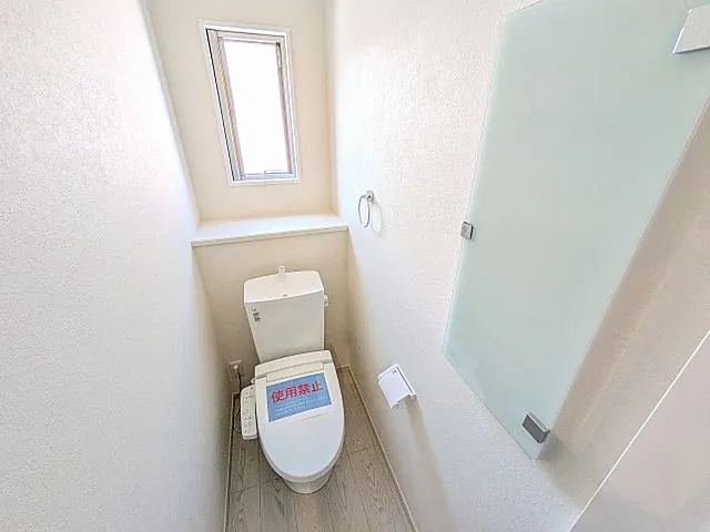 八王子市館町の新築戸建て1号棟のトイレの写真