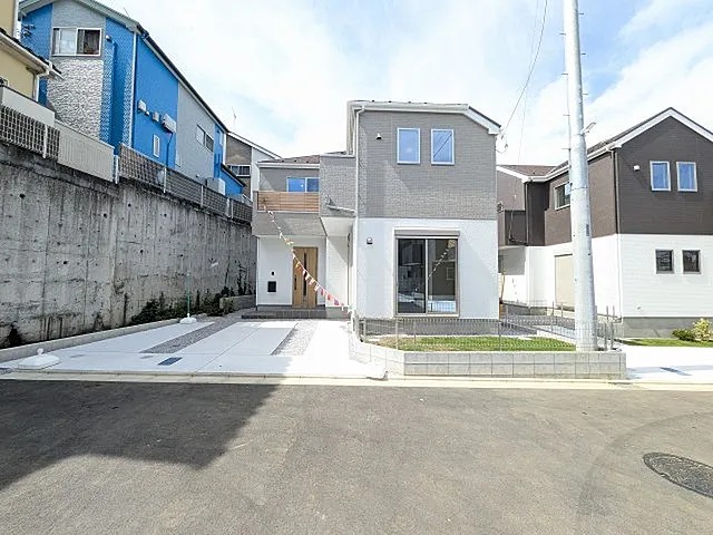 八王子市館町の新築戸建て3号棟の外観2枚目の写真