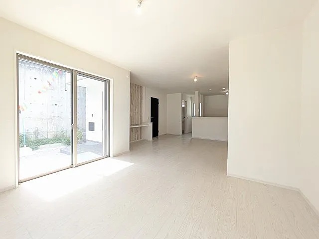 八王子市館町の新築戸建て3号棟のリビングの写真