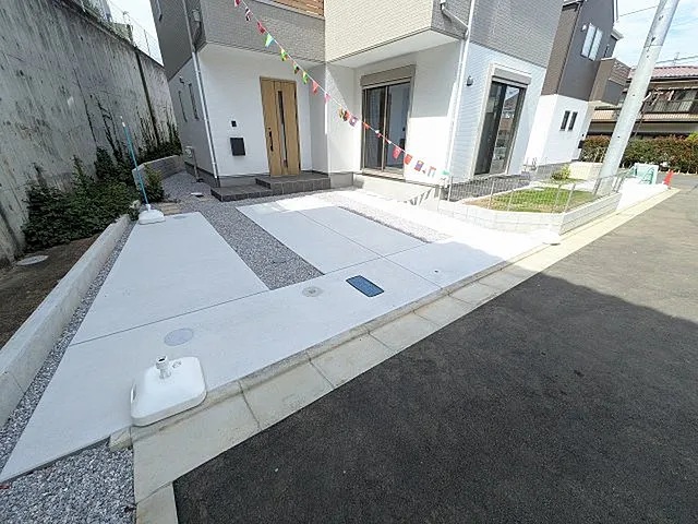 八王子市館町の新築戸建て3号棟の駐車場の写真