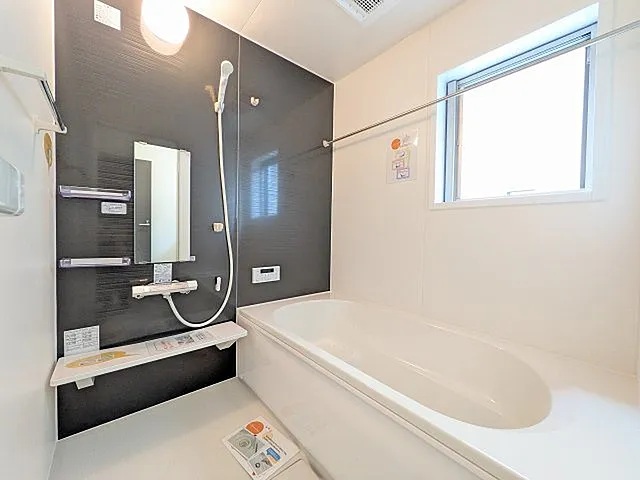 八王子市館町の新築戸建て4号棟のバスルームの写真