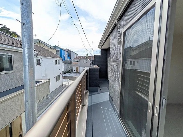 八王子市館町の新築戸建て6号棟のバルコニーの写真