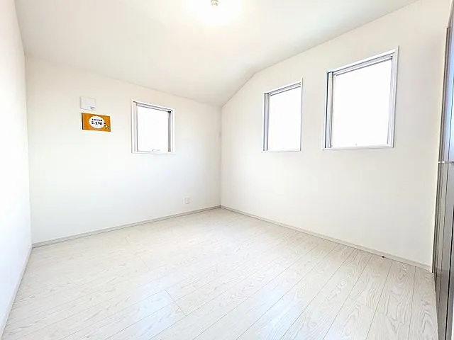 八王子市館町の新築戸建て6号棟の洋室3の写真