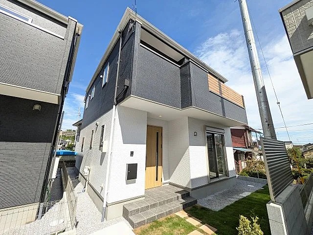 八王子市館町の新築戸建て6号棟の外観1枚目の写真
