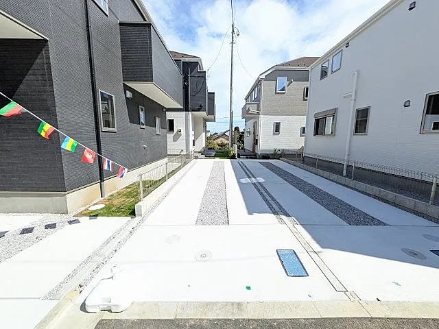 八王子市館町の新築戸建て6号棟の駐車場の写真
