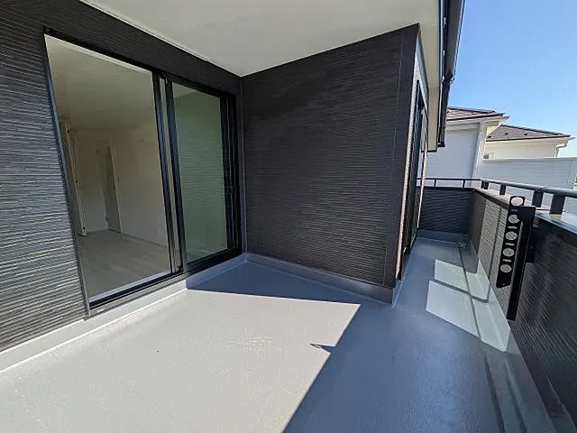 八王子市寺田町の新築戸建て2号棟のバルコニーの写真