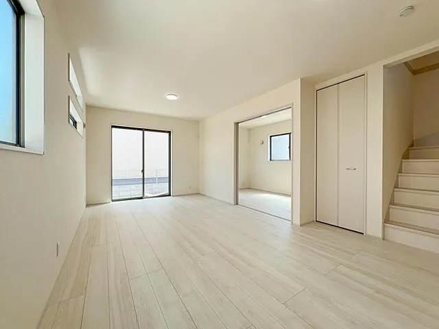 八王子市寺田町の新築戸建て6号棟のリビングの写真