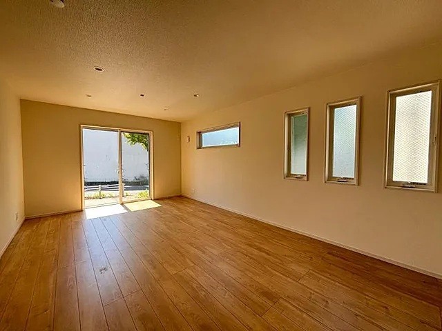 八王子市宇津木町の新築戸建て2号棟のリビングの写真