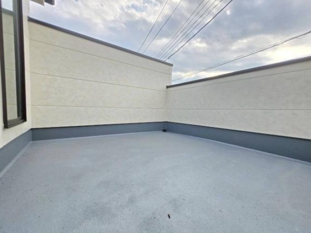 八王子市横川町の新築戸建てのバルコニーの写真