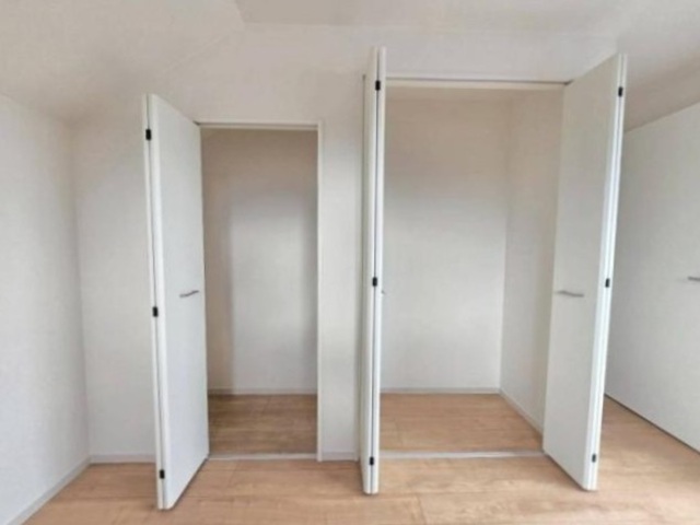 八王子市横川町の新築戸建ての収納の写真