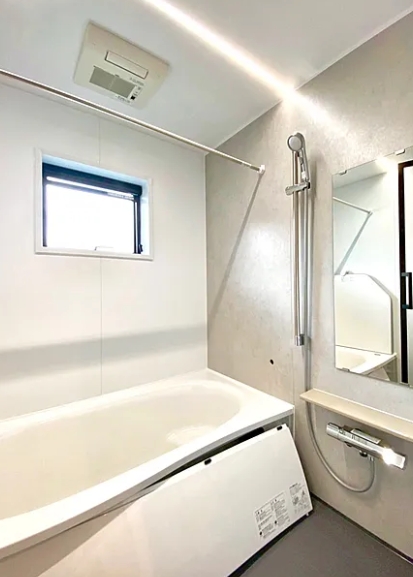 町田市相原町の新築戸建てのバスルームの写真