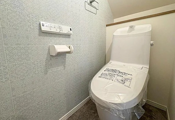 町田市本町田の新築戸建て1のトイレ1の写真