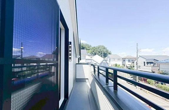 町田市金井1丁目の新築戸建て1のバルコニーの写真