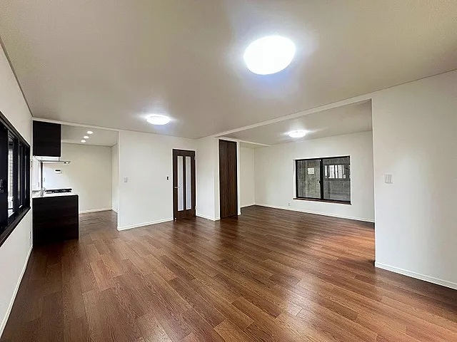 町田市金井1丁目の中古戸建てのダイニングの写真